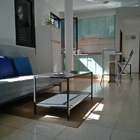 Union 64 Apartment Vecindario  Exterior photo